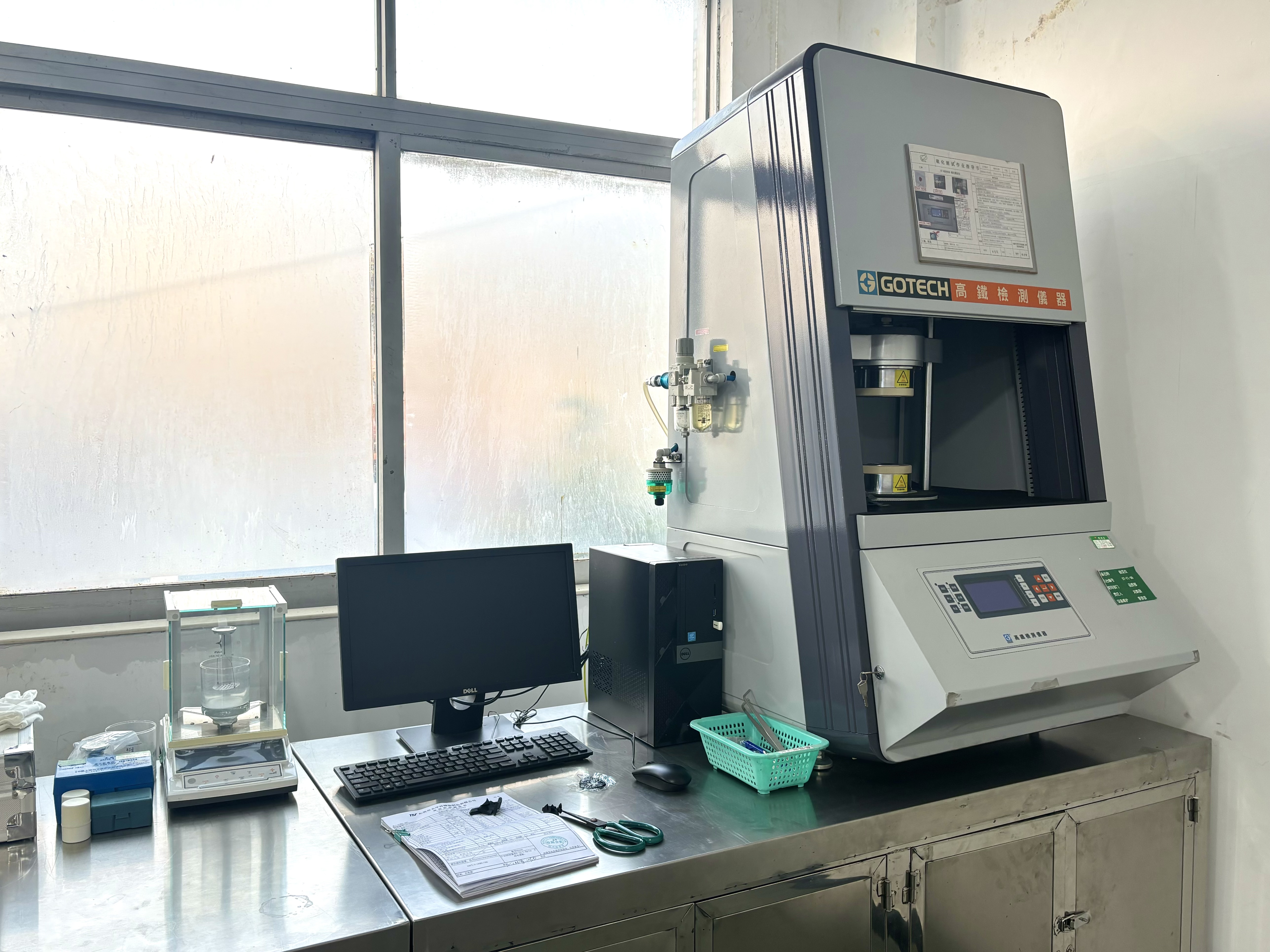 檢測(cè)設(shè)備圖片